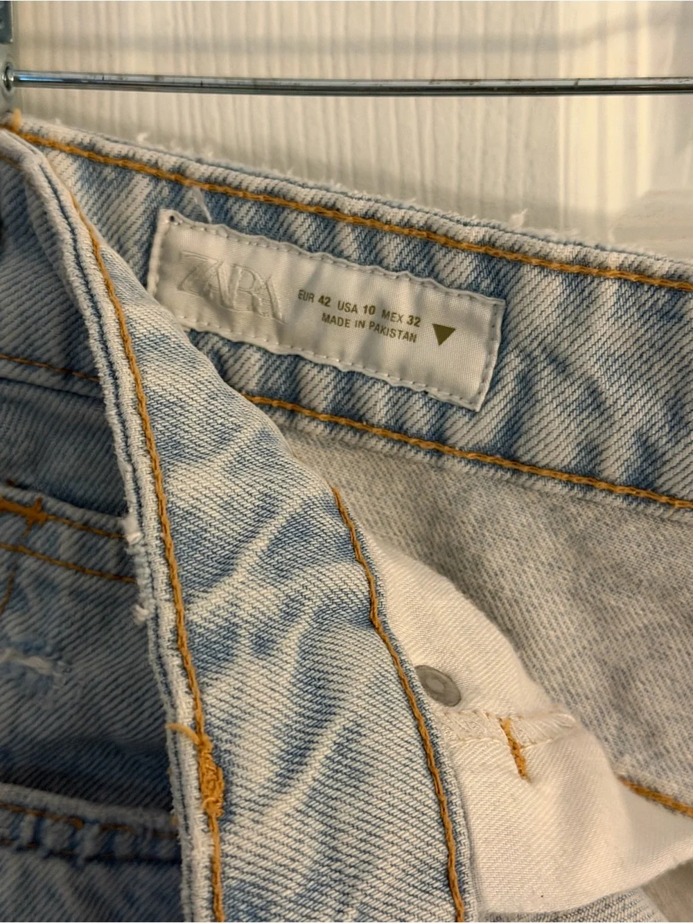 Zara Asymmetrical Crossover High Waist Wide Leg Denim Jorts Size 42 / 10